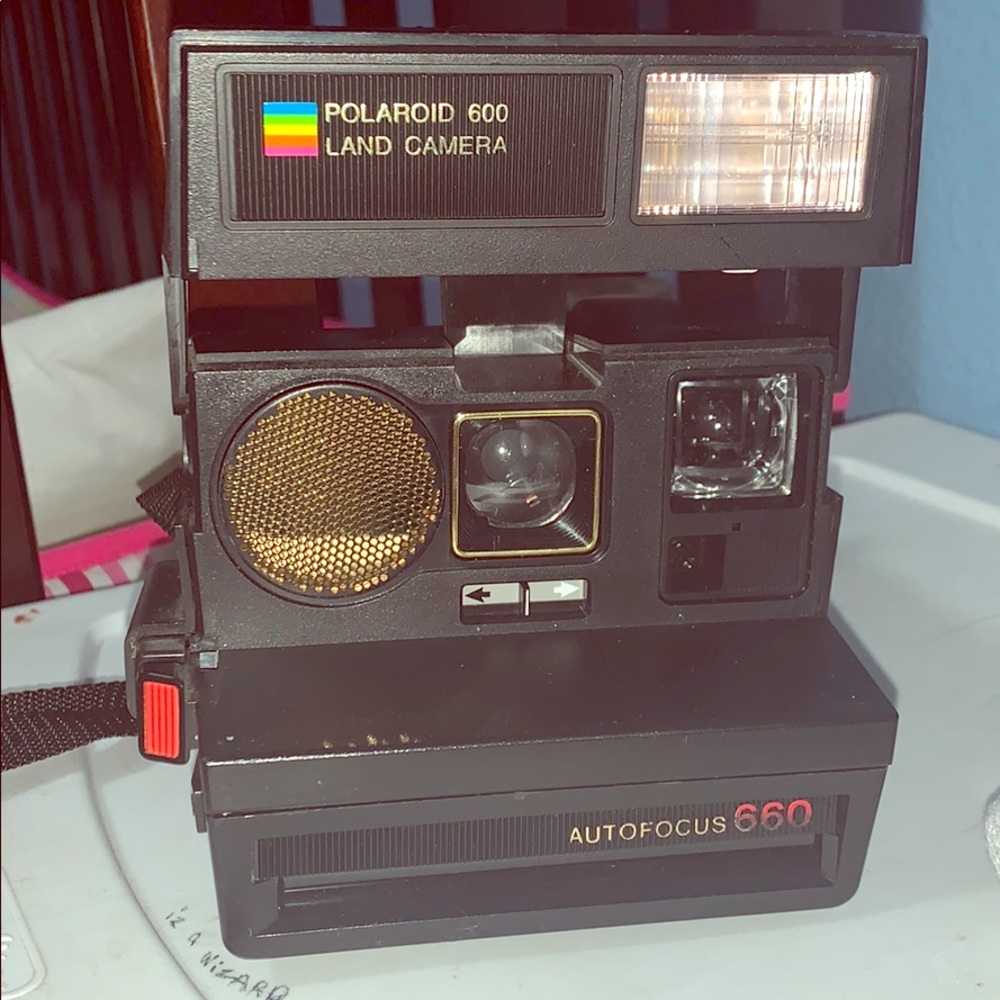 Autofocus 660 film Polaroid camera